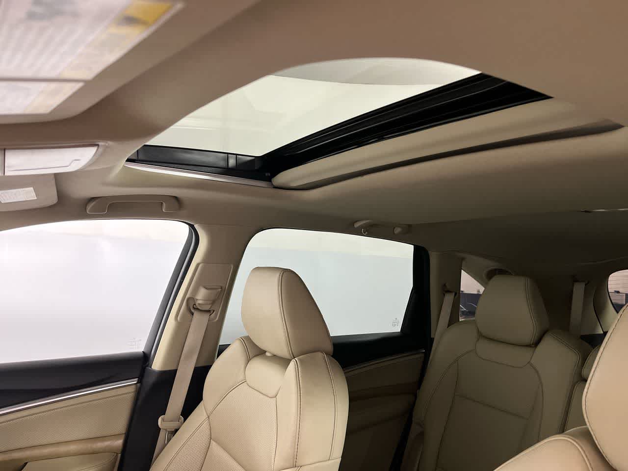 2020 Acura MDX w/Technology Pkg