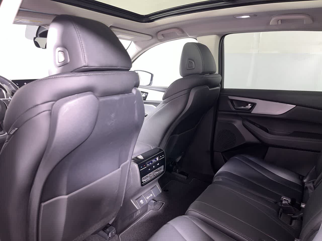 2024 Acura MDX SH-AWD