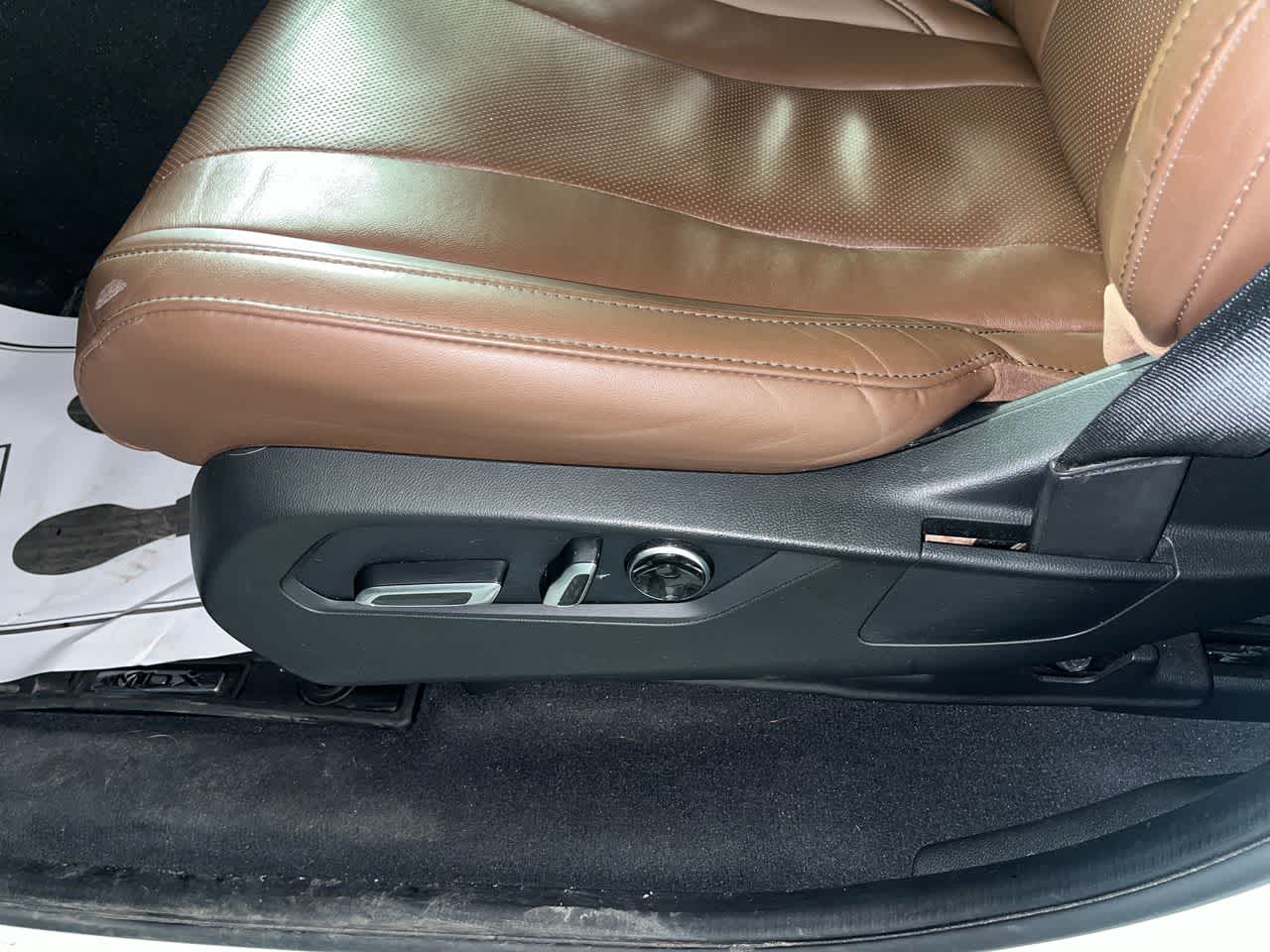 2022 Acura MDX w/Technology Package