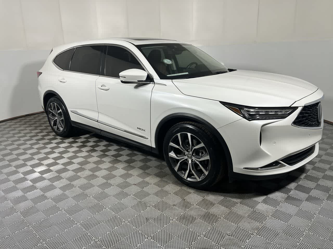 2022 Acura MDX w/Technology Package