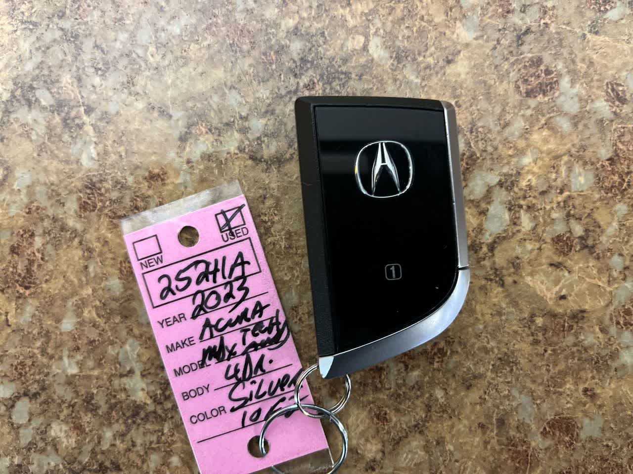 2023 Acura MDX w/Technology Package