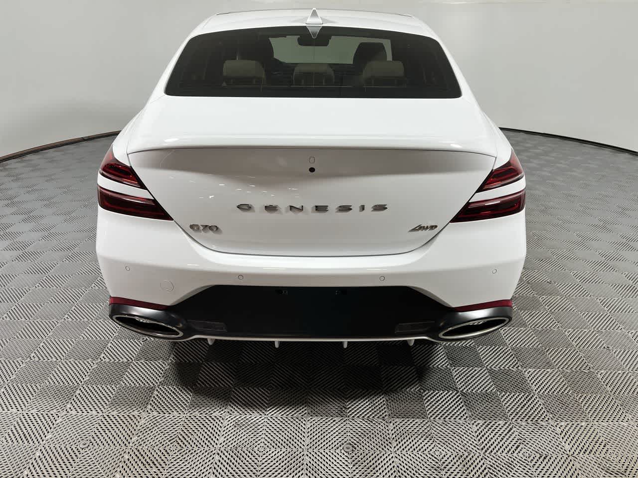 2025 Genesis G70 2.5T