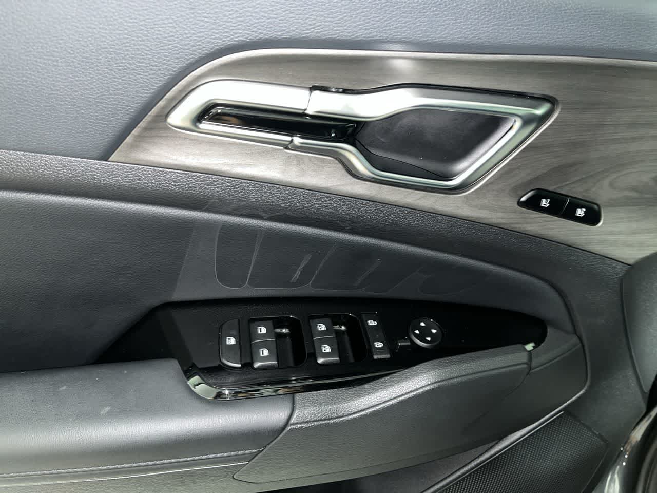 2025 Kia Sportage Plug-In Hybrid X-Line Prestige