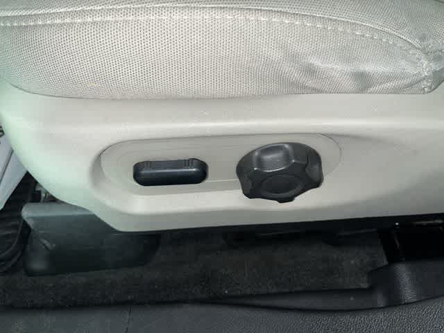 2013 Ford Explorer Base