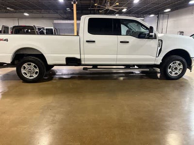 2025 Ford Super Duty F-250 Pickup XLT