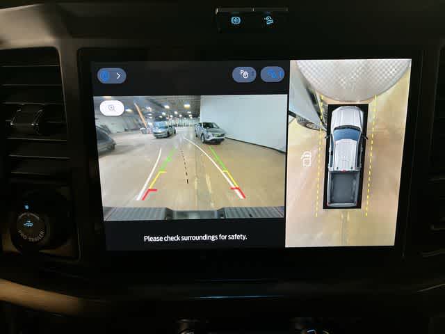 2025 Ford Super Duty F-350 SRW Pickup LARIAT