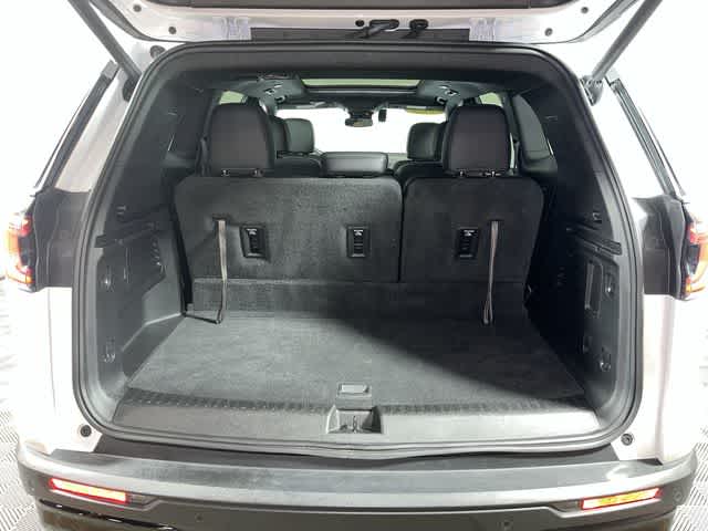 2025 GMC Acadia AWD AT4
