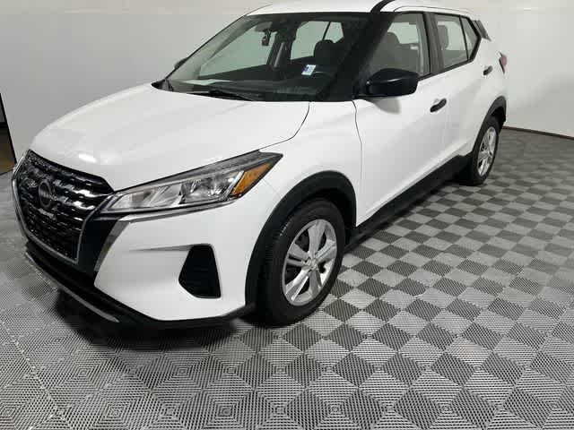 2022 Nissan Kicks S