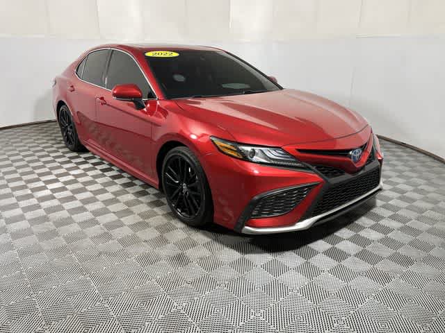 2022 Toyota Camry Hybrid XSE