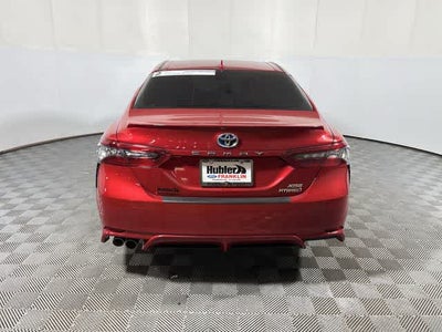 2022 Toyota Camry Hybrid XSE