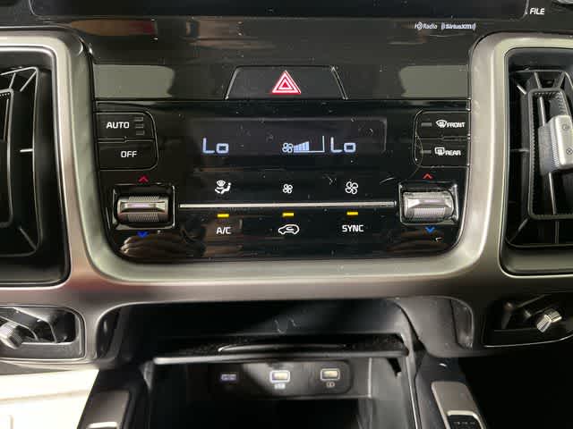 2022 Kia Sorento S