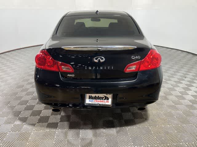 2015 INFINITI Q40 4dr Sdn AWD