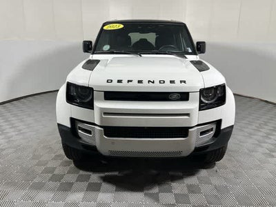 2023 Land Rover Defender SE