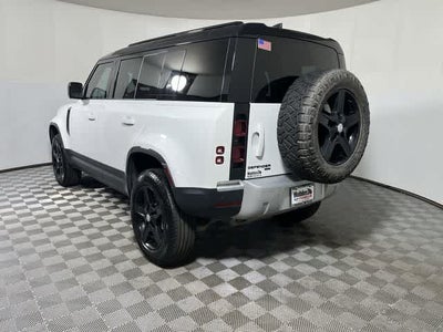 2023 Land Rover Defender SE