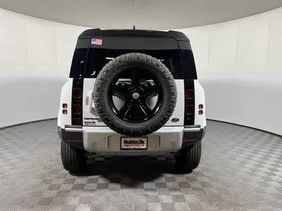 2023 Land Rover Defender SE