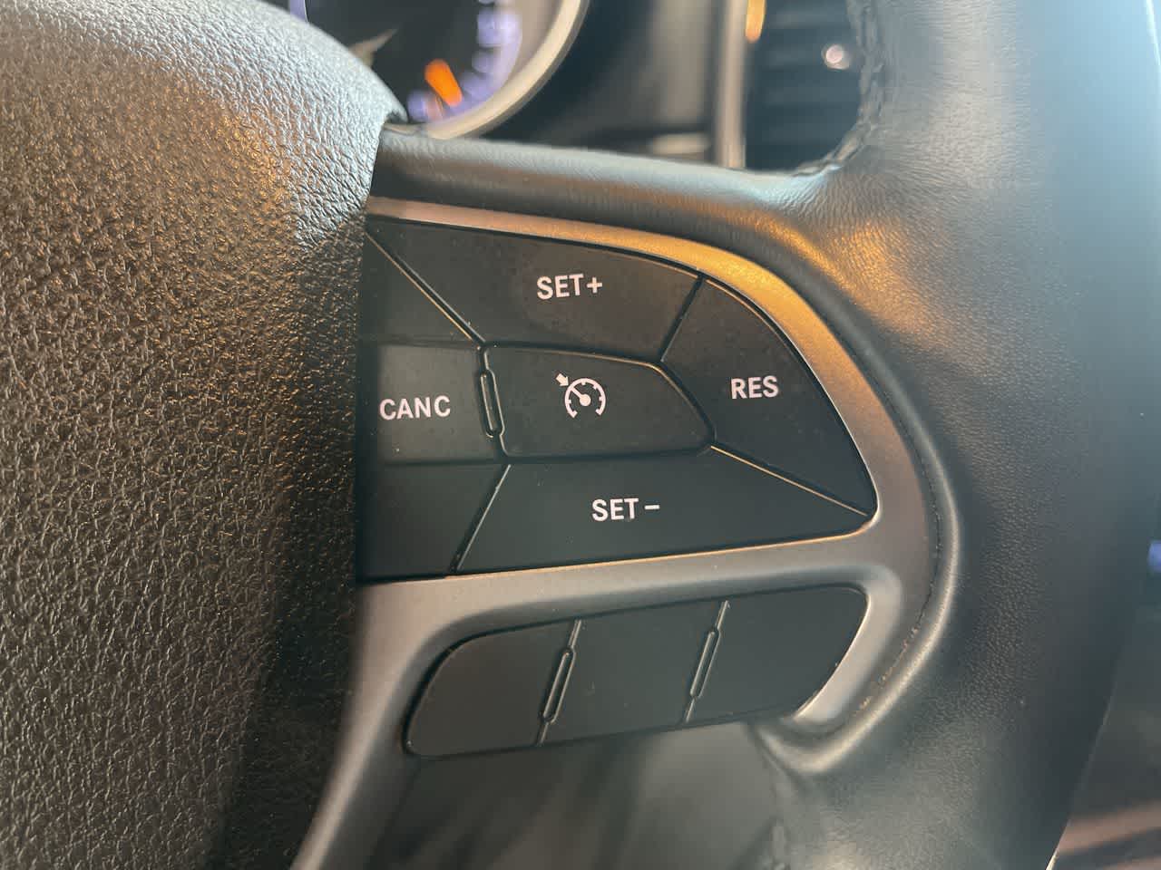 2018 Jeep Grand Cherokee Laredo E