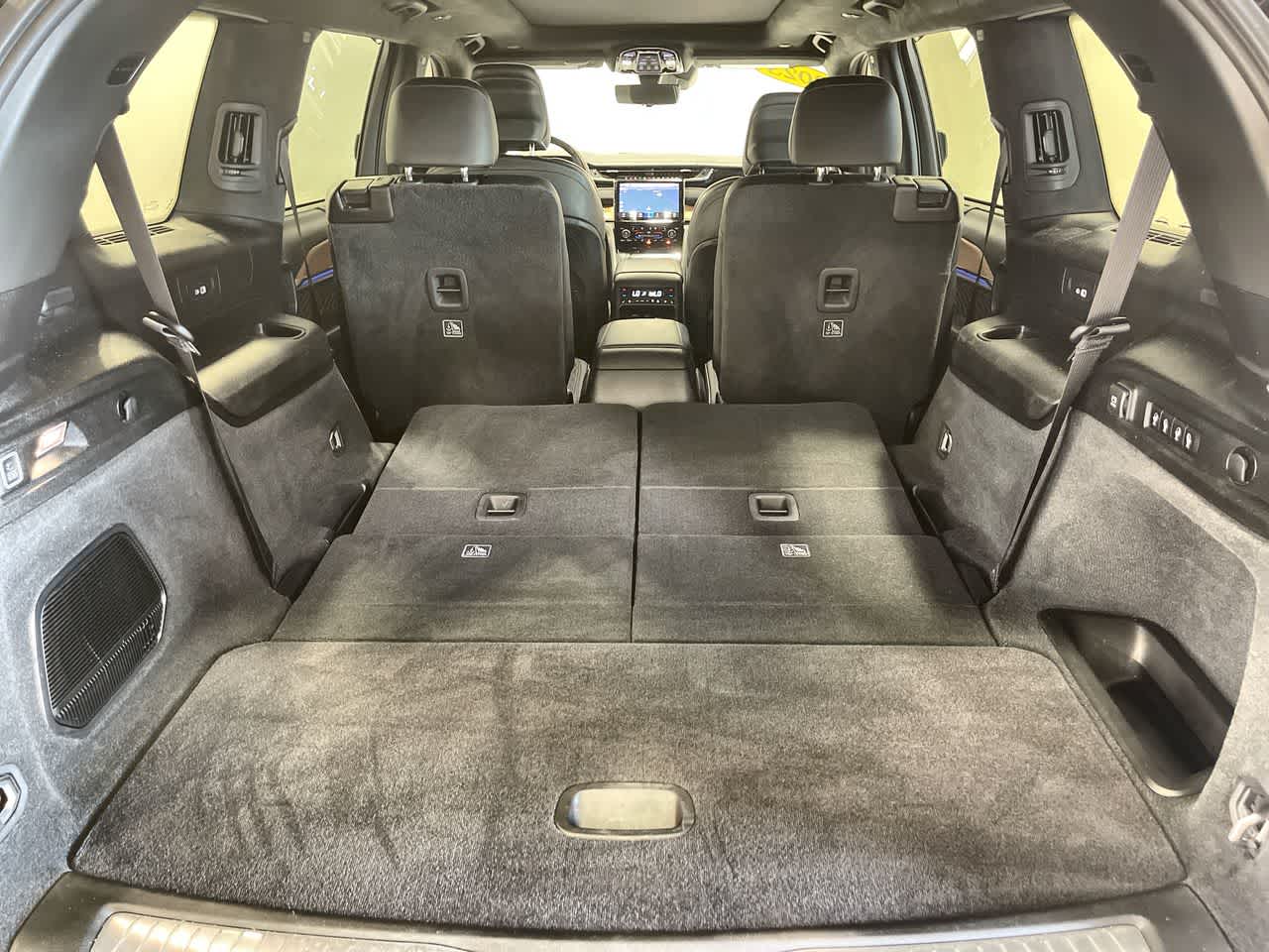 2023 Jeep Grand Cherokee L Summit Reserve