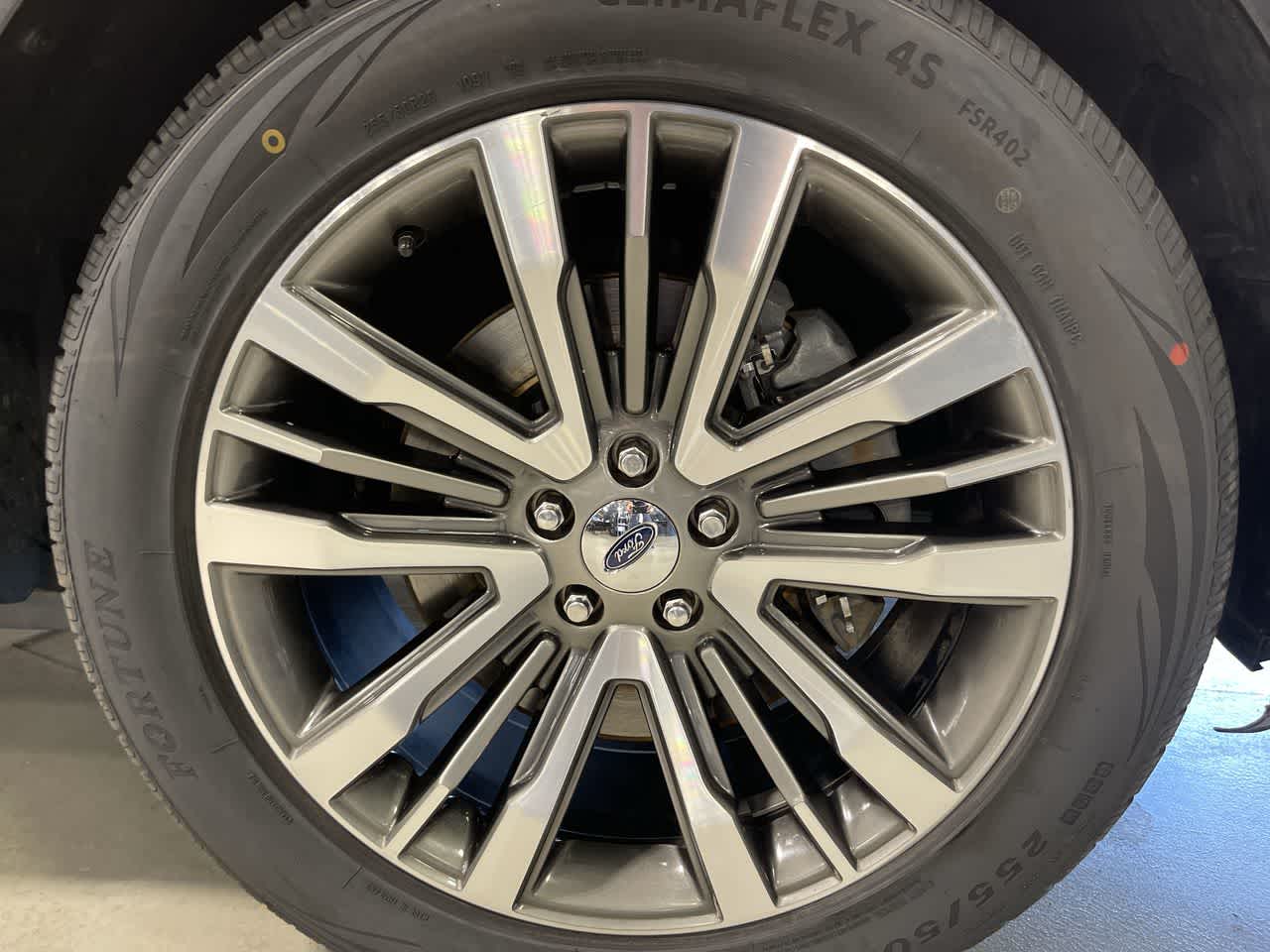 2019 Ford Explorer Platinum