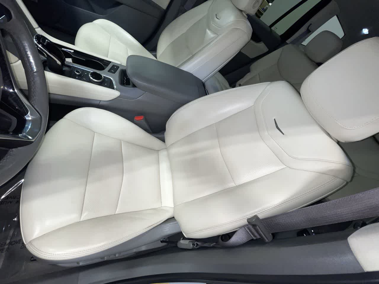 2023 Cadillac XT6 AWD Premium Luxury