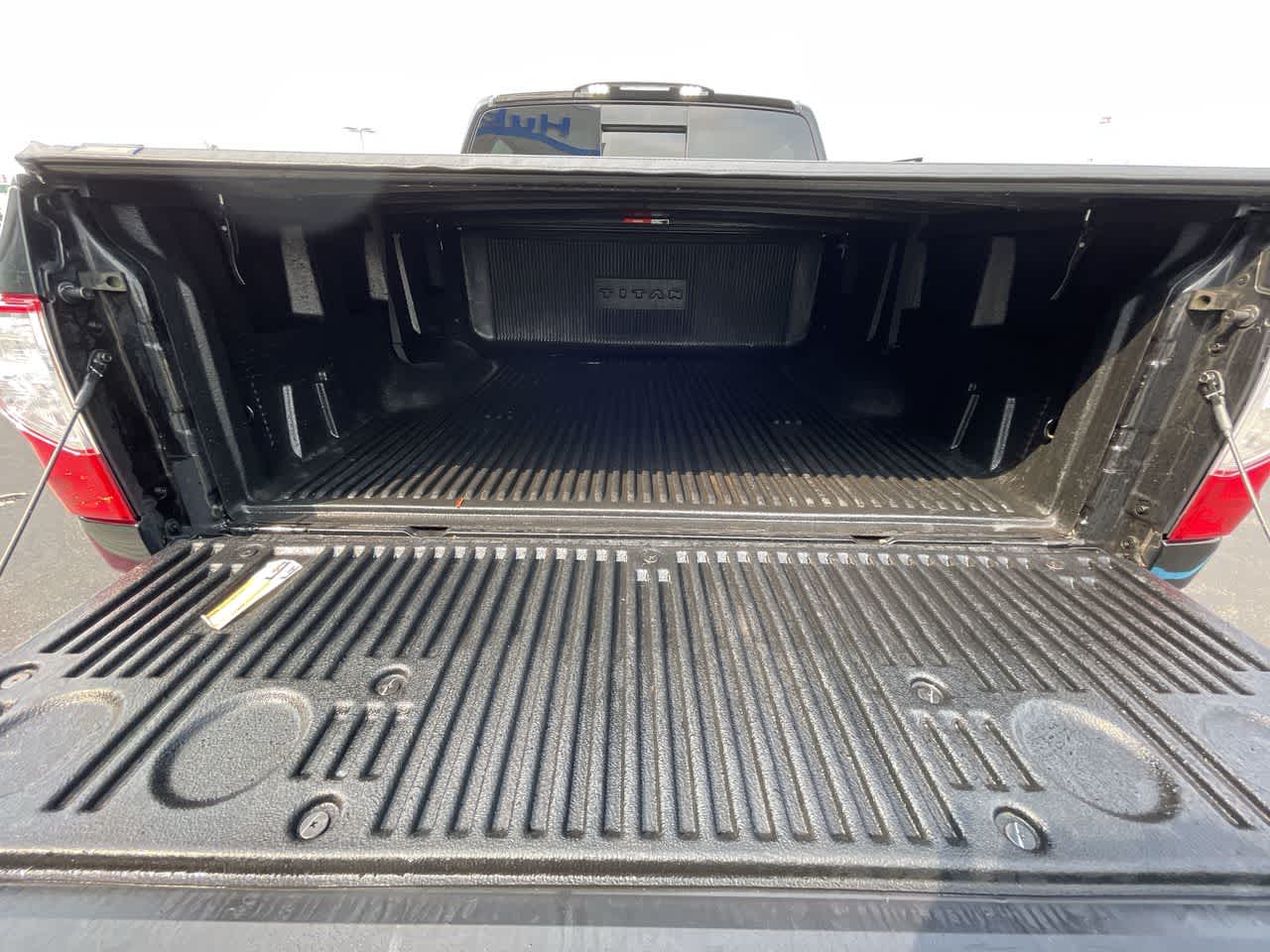 2021 Nissan Titan SV