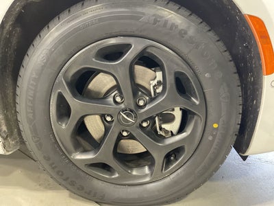 2024 Chrysler Pacifica Hybrid S Appearance Pkg
