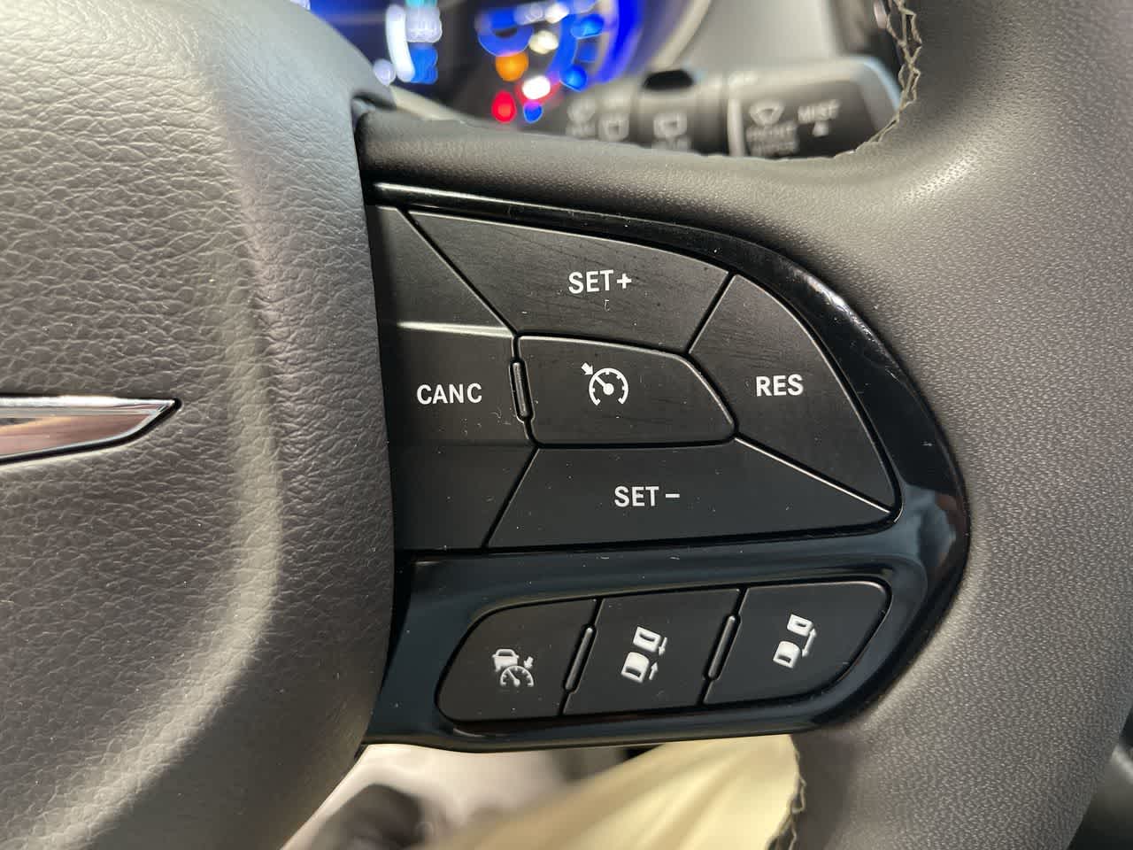 2024 Chrysler Pacifica Hybrid S Appearance Pkg