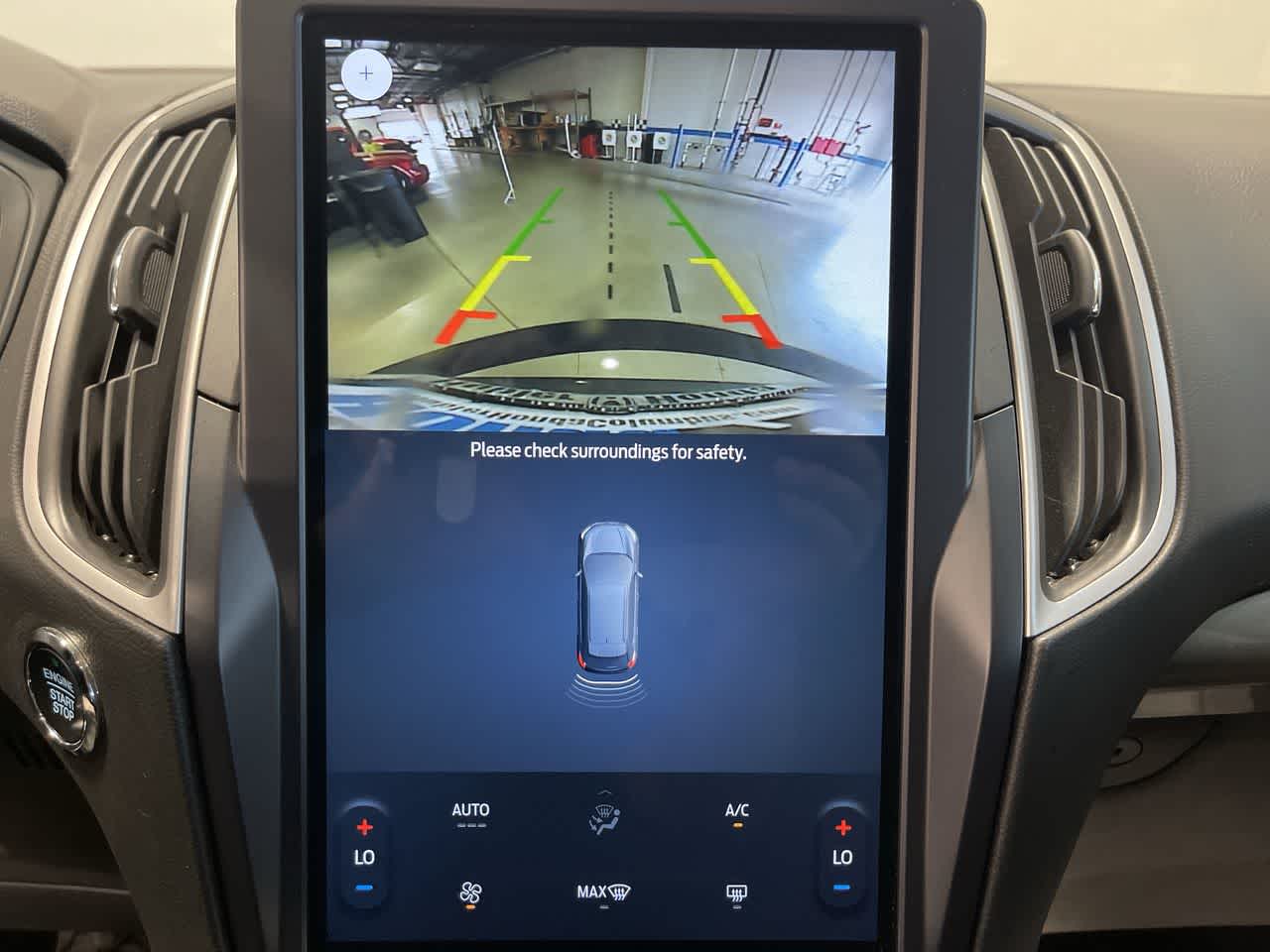 2022 Ford Edge SE