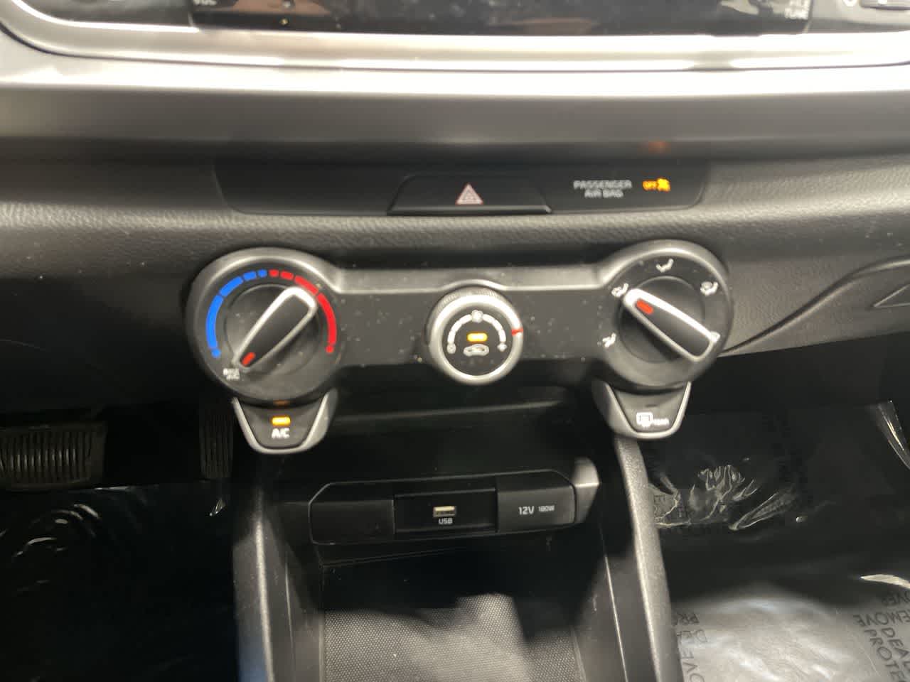2022 Kia Rio LX