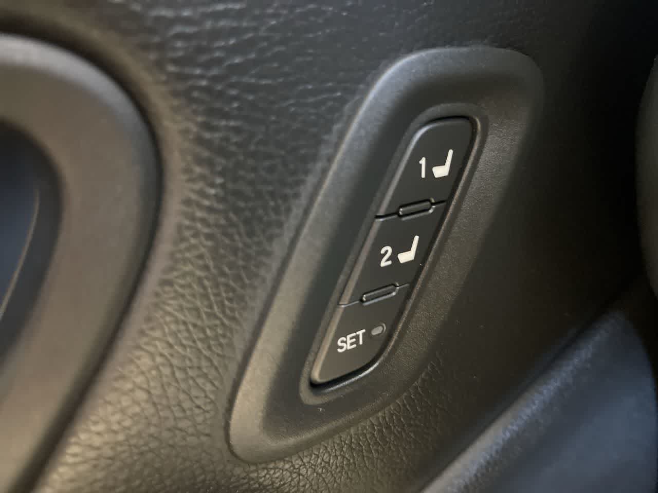 2023 Honda Pilot EX-L 8 Passenger