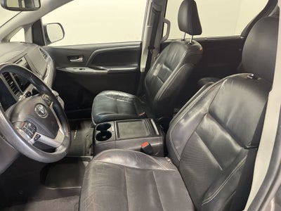 2017 Toyota Sienna SE Premium