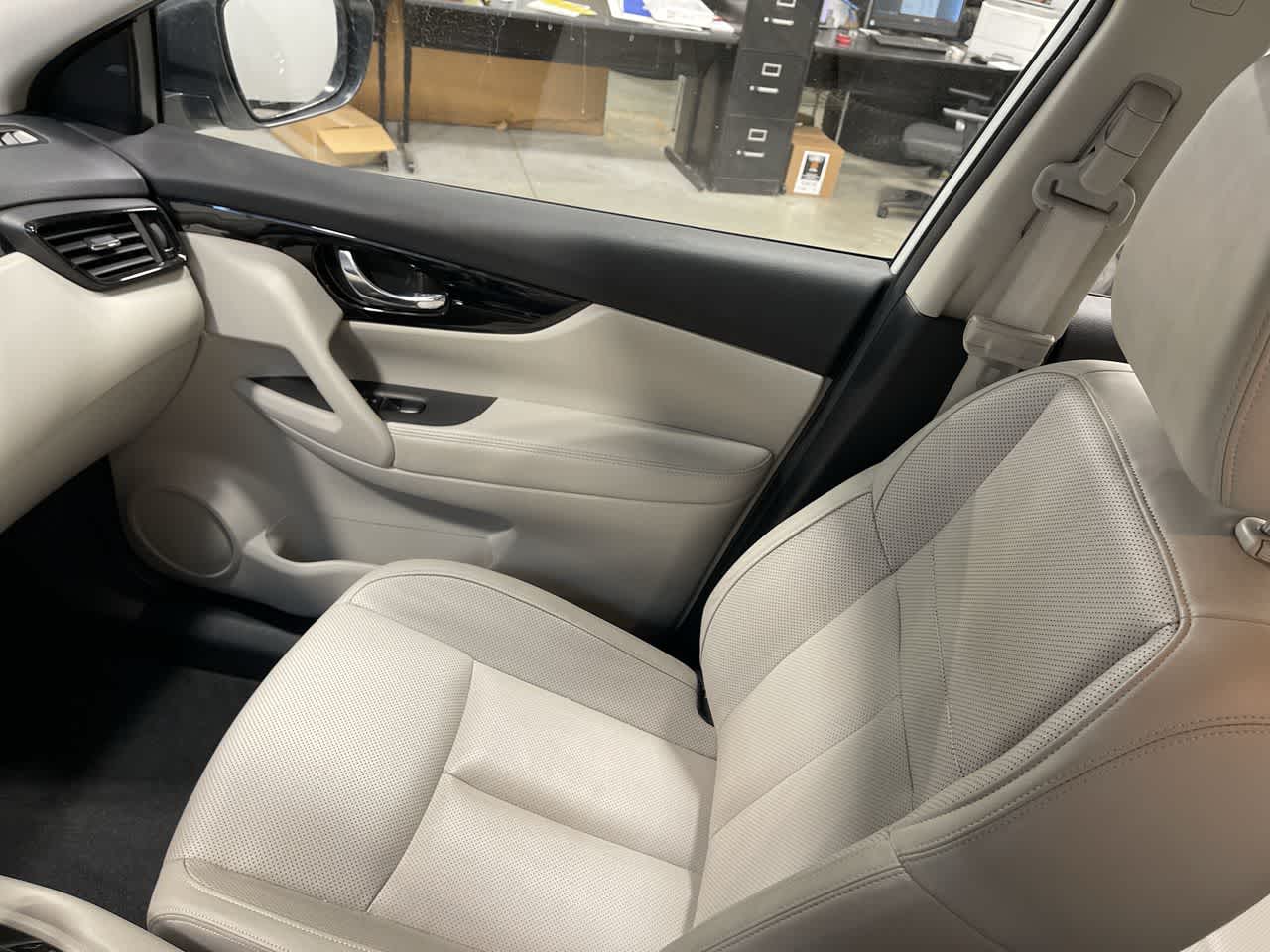 2022 Nissan Rogue Sport SL