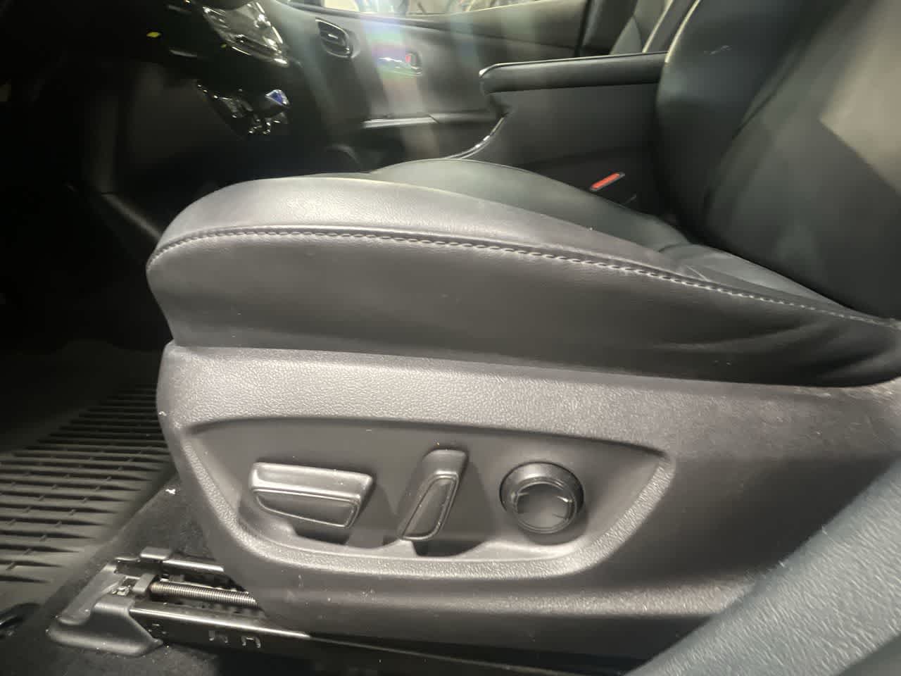 2022 Toyota Prius XLE