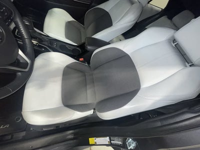 2022 Toyota Corolla Hatchback XSE