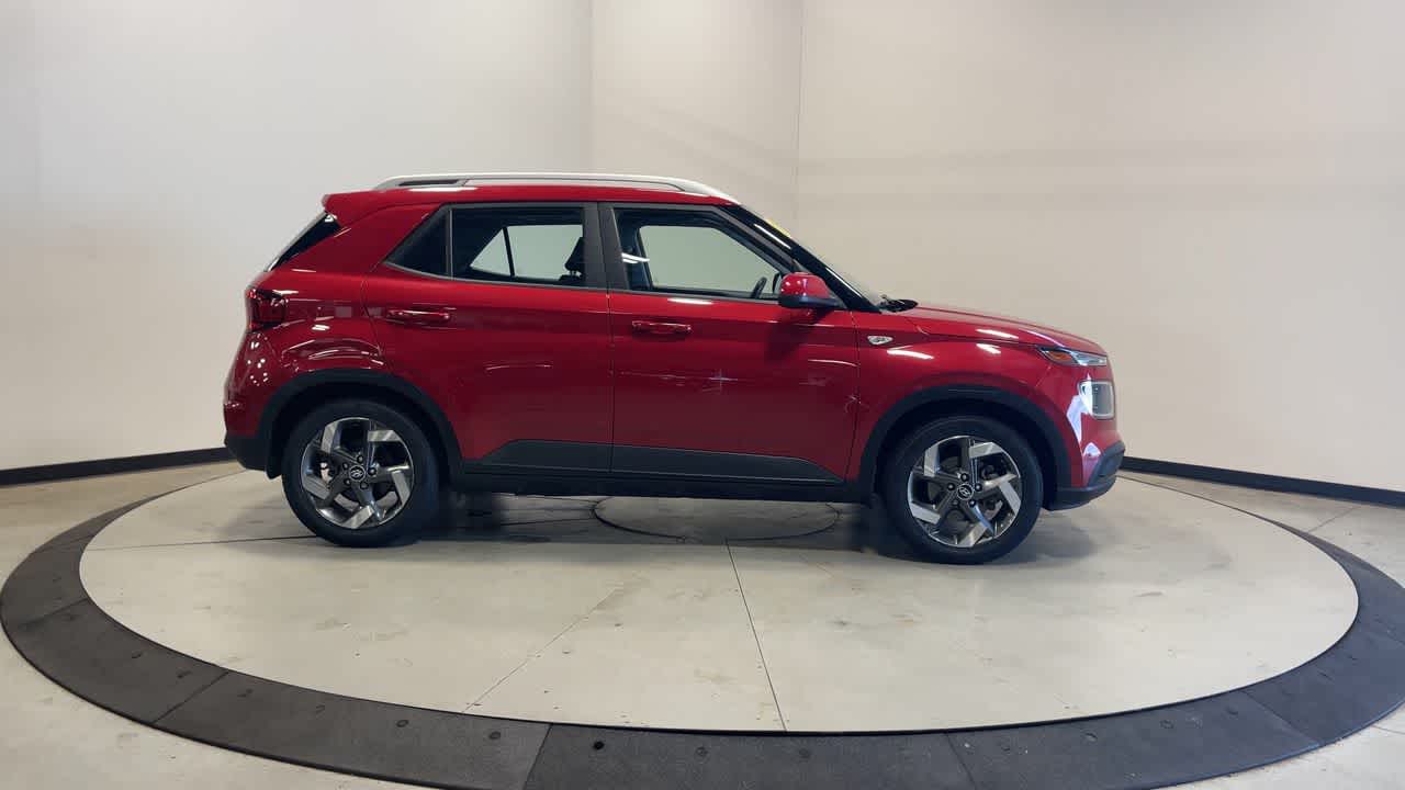 2022 Hyundai Venue SEL