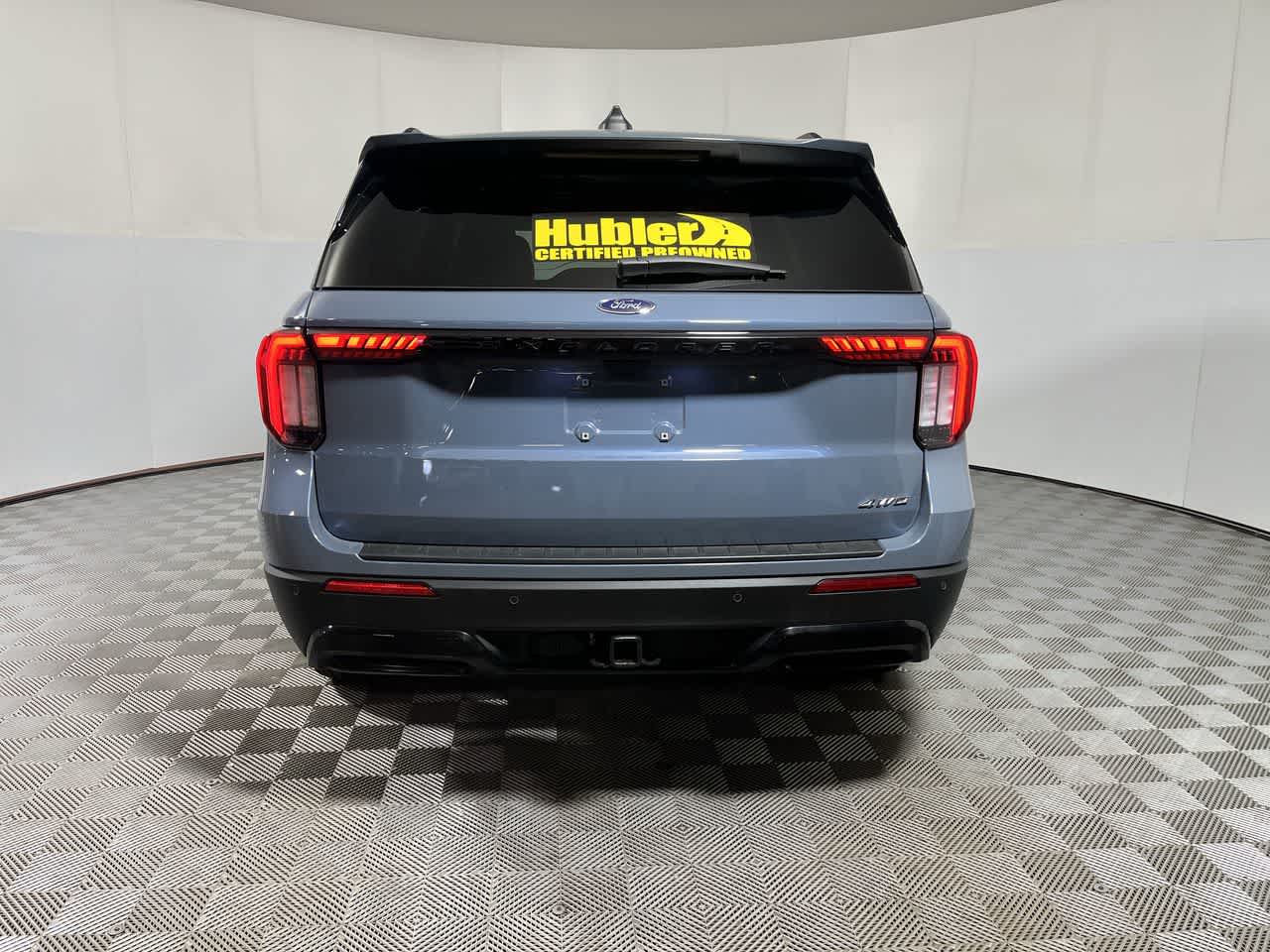 2025 Ford Explorer ST-Line