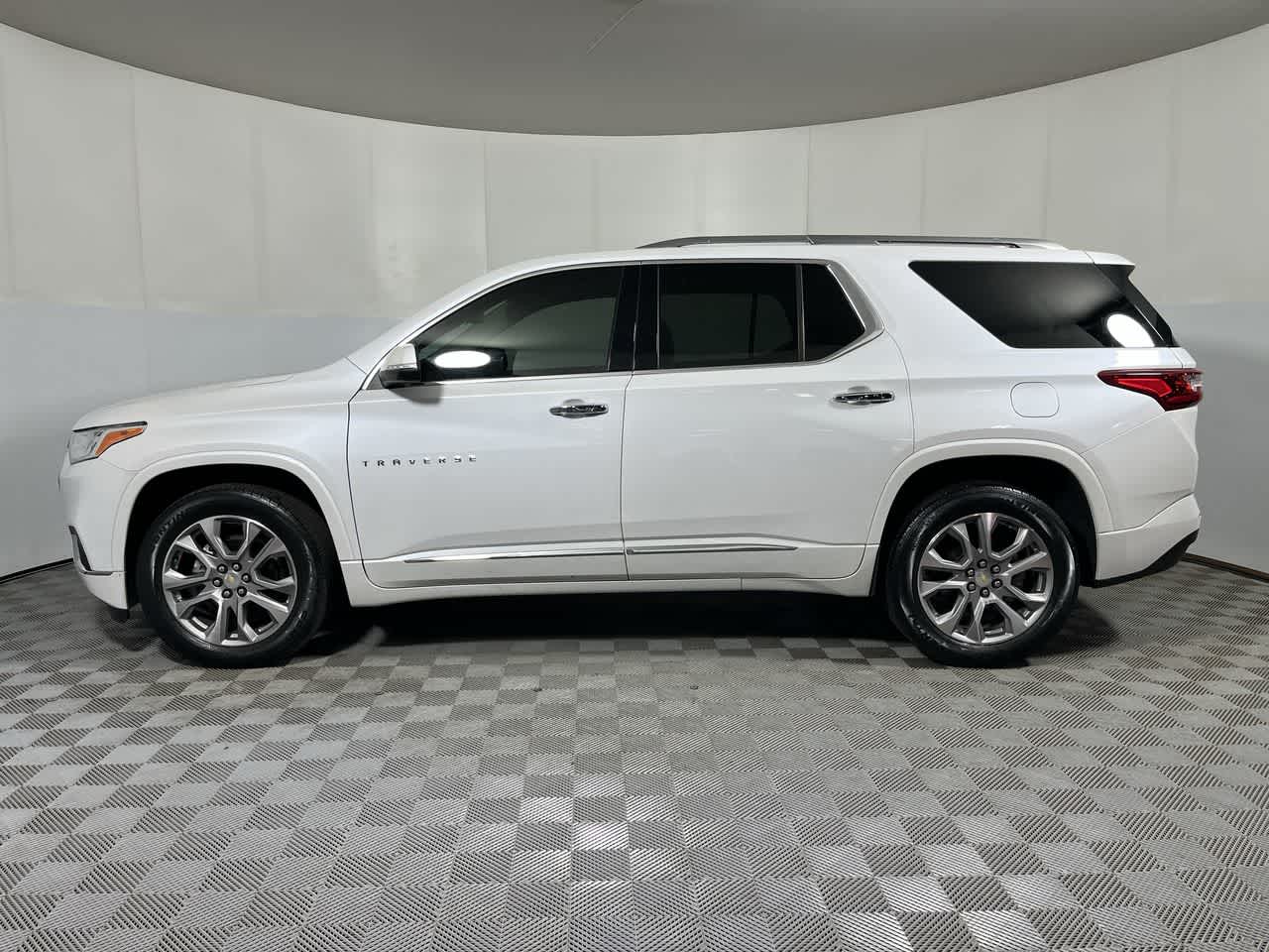 2021 Chevrolet Traverse Premier