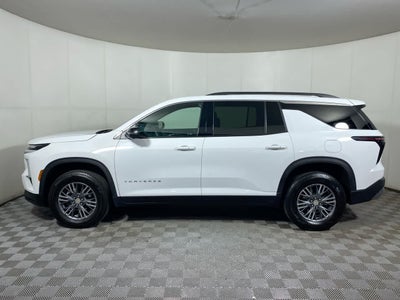 2024 Chevrolet Traverse LT
