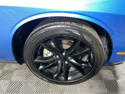 2016 Dodge Challenger SXT Plus