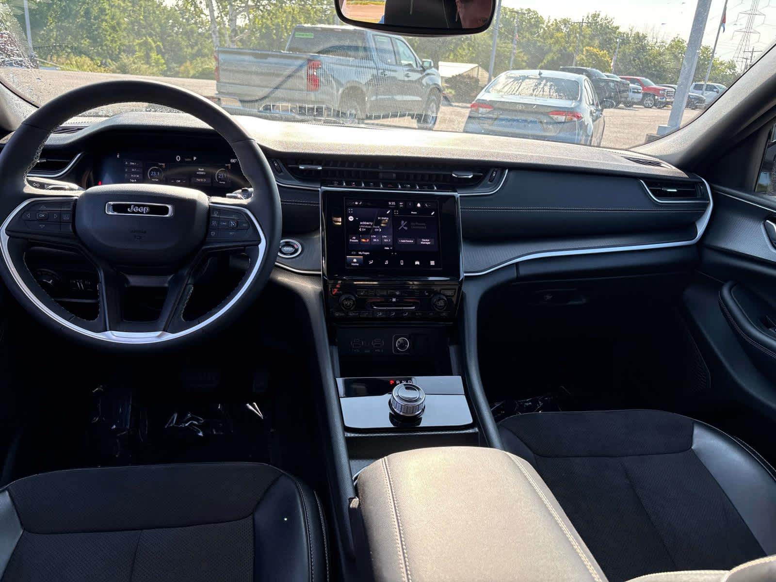 2024 Jeep Grand Cherokee L Altitude