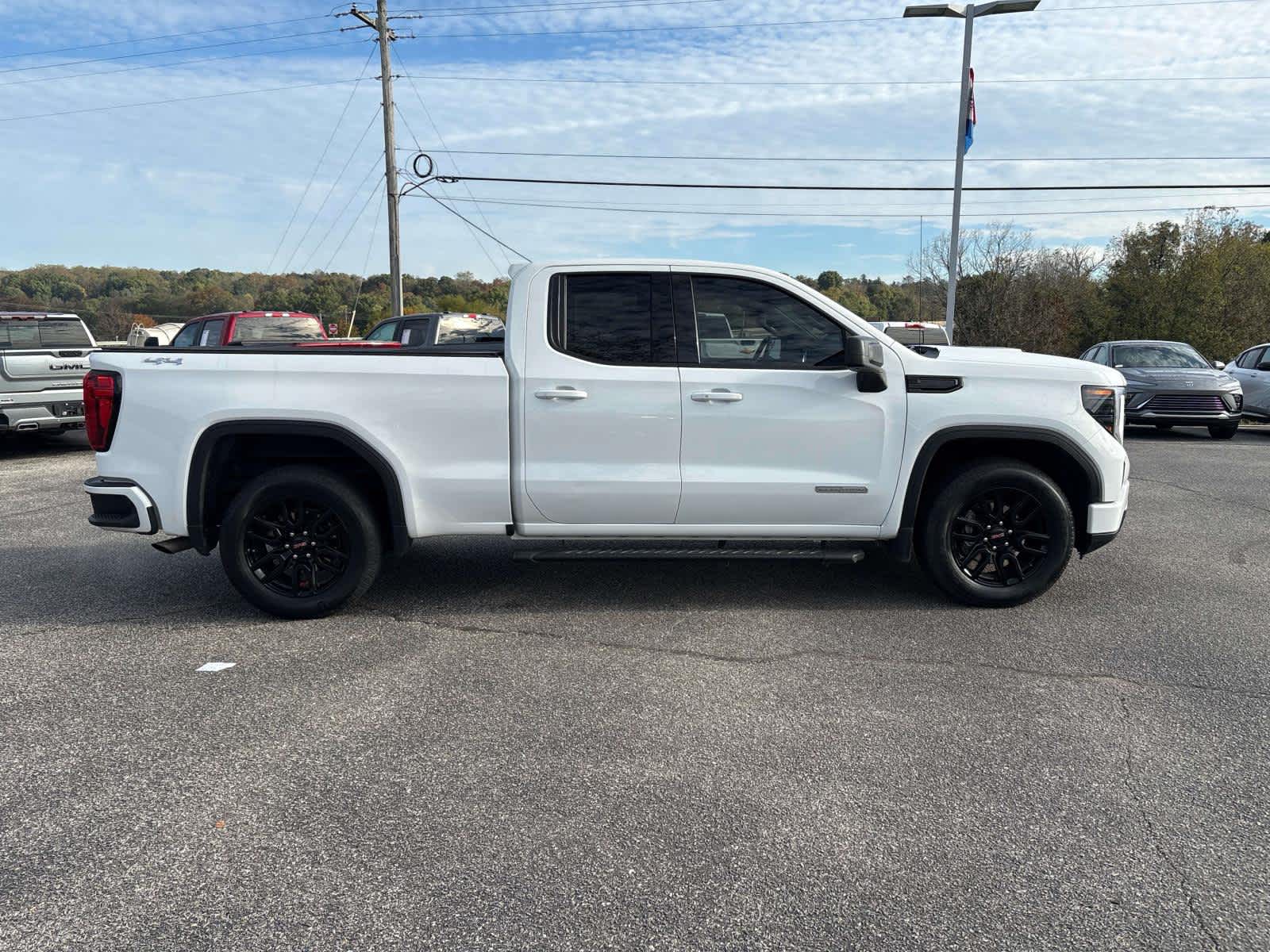 2023 GMC Sierra 1500 Elevation
