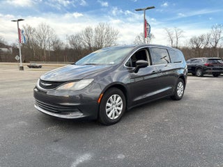 2020 Chrysler Voyager L