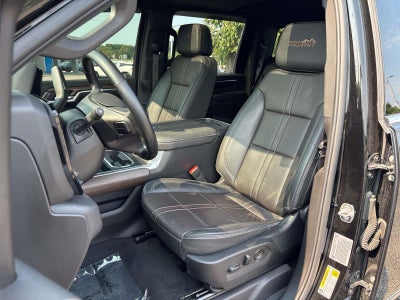 2025 Chevrolet Silverado 3500 HD High Country