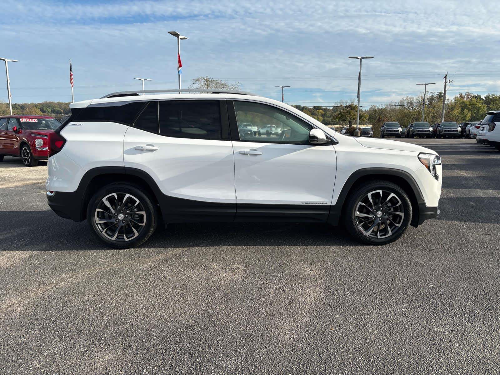 2023 GMC Terrain SLT