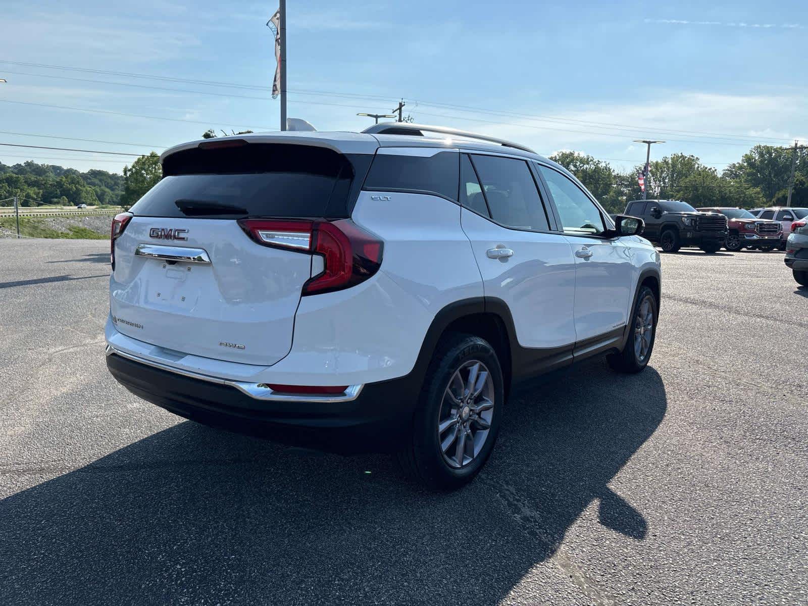 2023 GMC Terrain SLT
