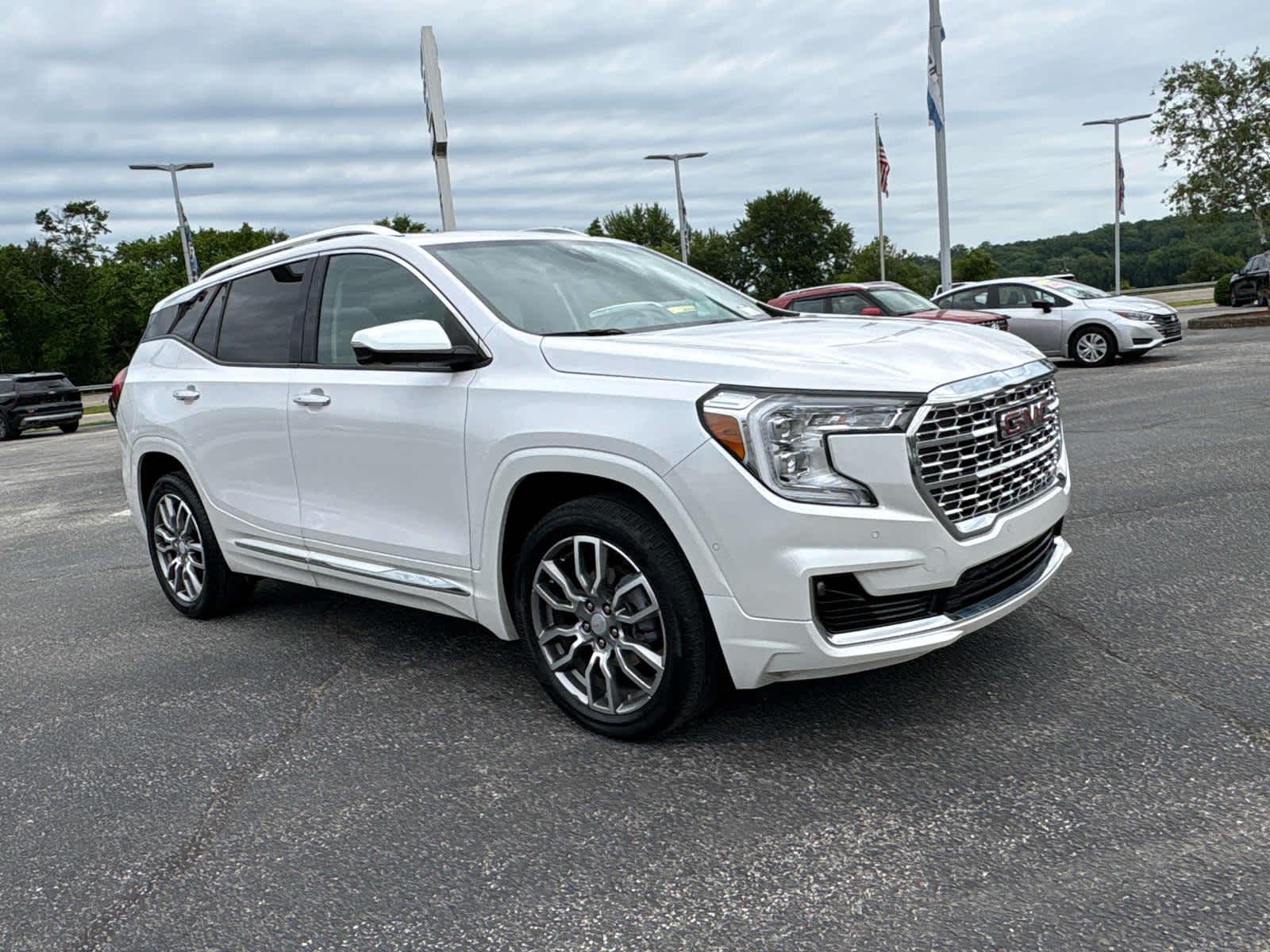 2023 GMC Terrain Denali