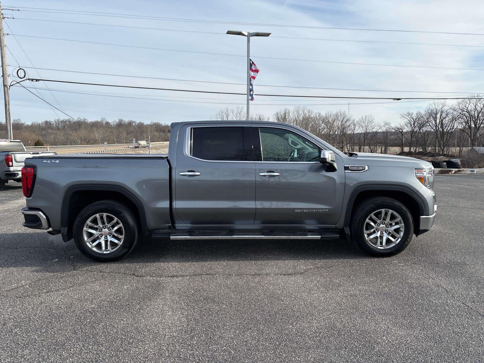 2020 GMC Sierra 1500 SLT