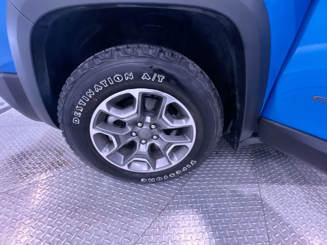 2022 Jeep Cherokee Trailhawk