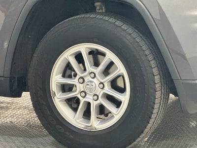 2020 Jeep Grand Cherokee Laredo E