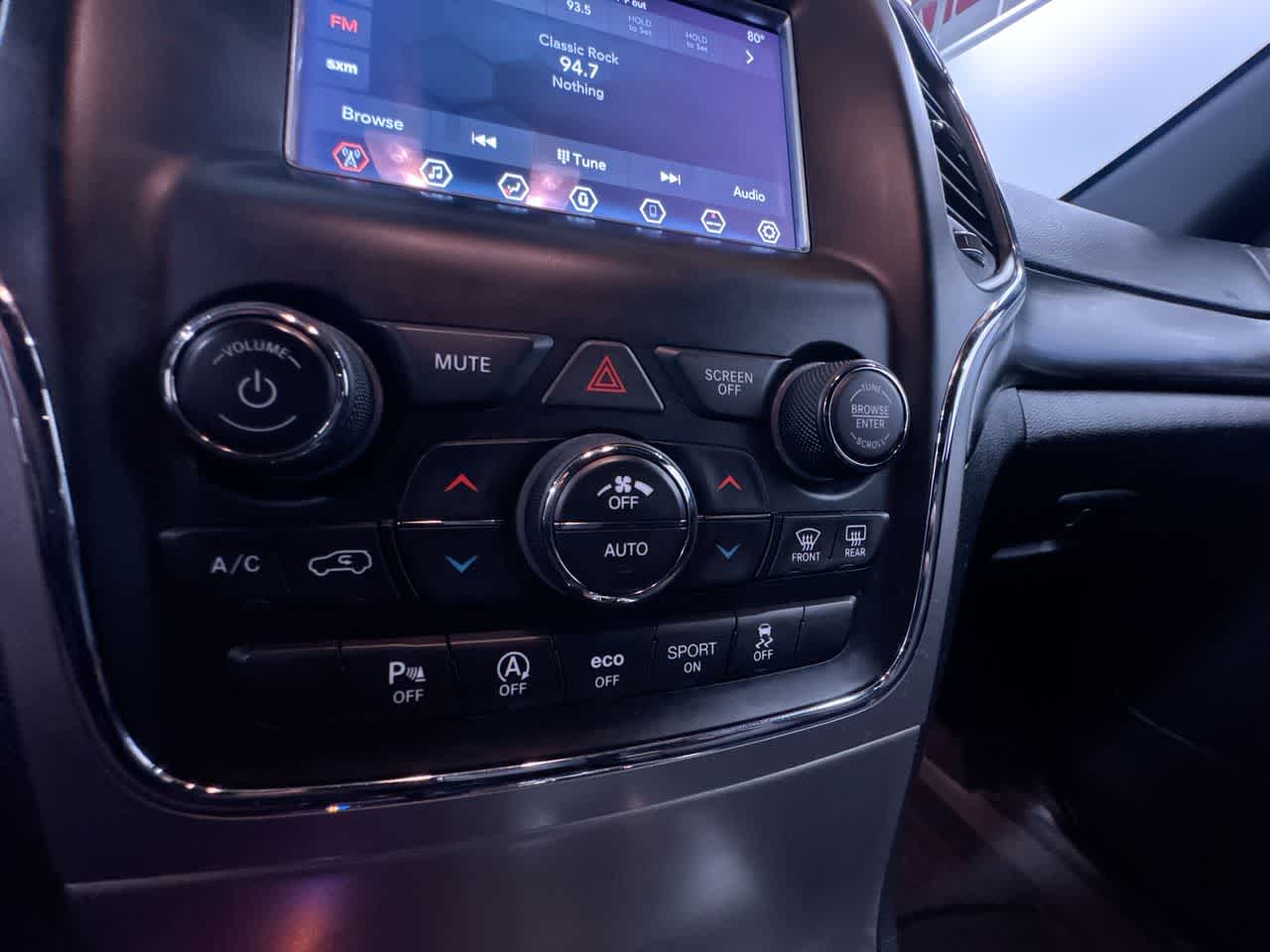 2020 Jeep Grand Cherokee Laredo E