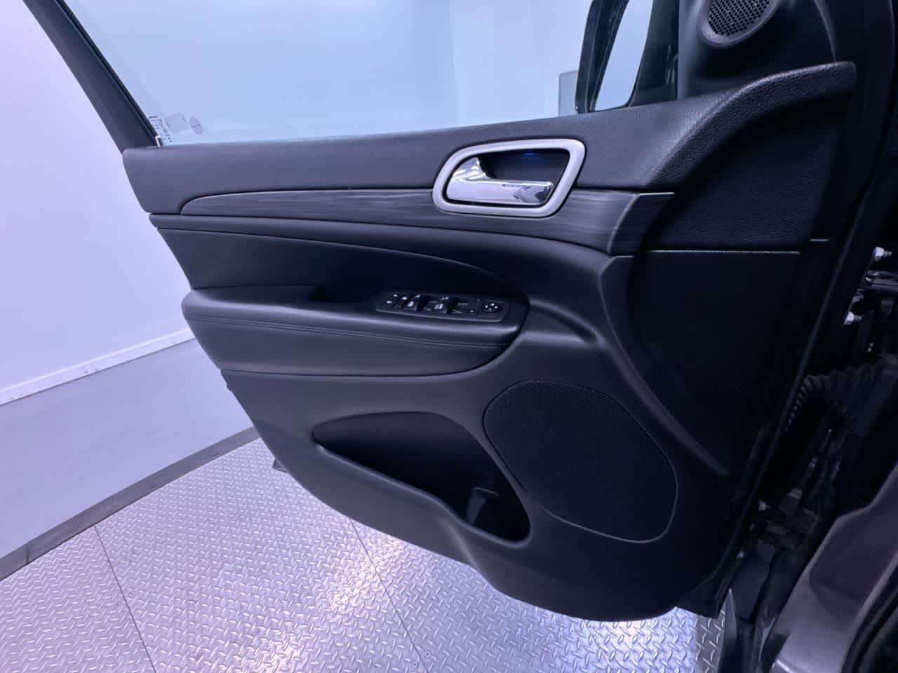 2020 Jeep Grand Cherokee Laredo E